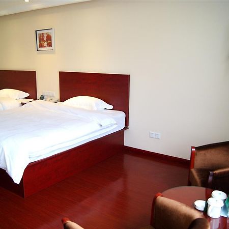 Greentree Inn Beijing Fengtai Dacheng Road Huanleshuimofang Business Hotel Экстерьер фото